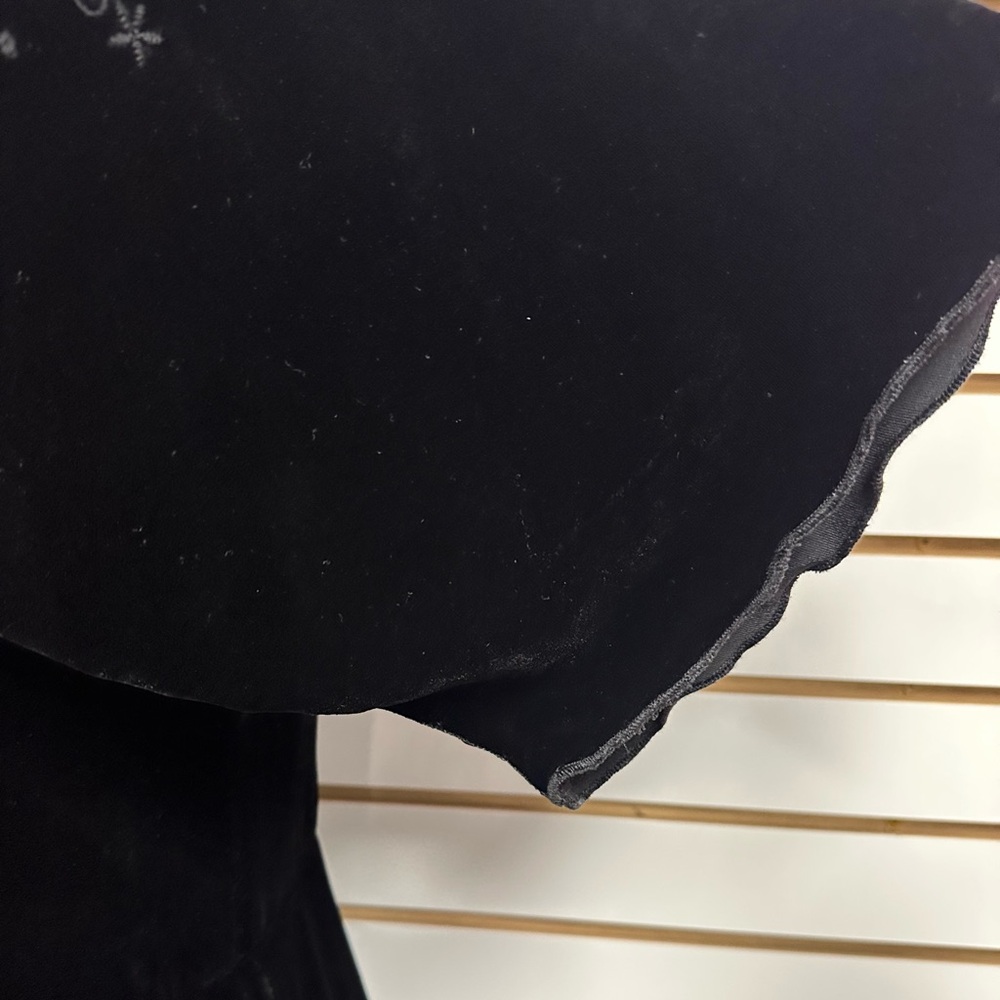 Love π€ Johnny Was Coco Wrap Black Faux Velvet Dress with Embroidered Bodice - Picture 5 of 12